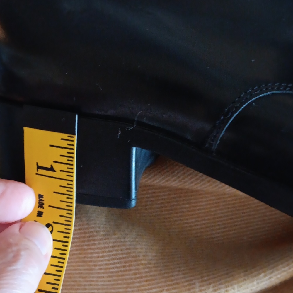 Tod's Black Leather Boots - Picture 11 of 12